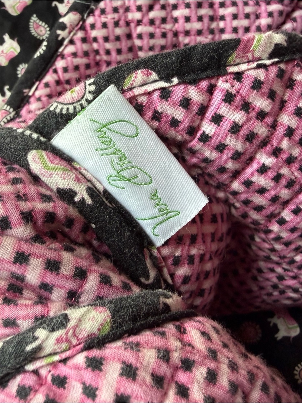 Vera Bradley Quilted Black Crossbody Laptop Bag with Pink & White Elephant Print - Picture 8 of 10